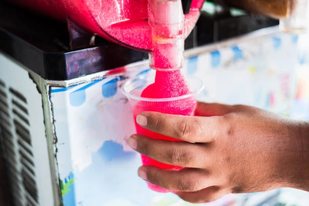 Slushie Machine with Pink Slushie you can find on Gecko