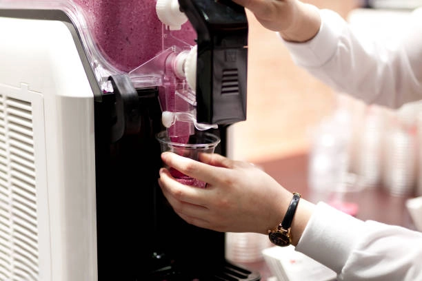 Single Slushie Machine with purple slushie you can find on Gecko