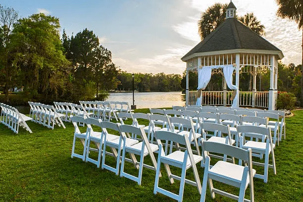 White Folding Wedding Chair label you can find on Gecko